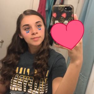 Meet your Posher, Angelik